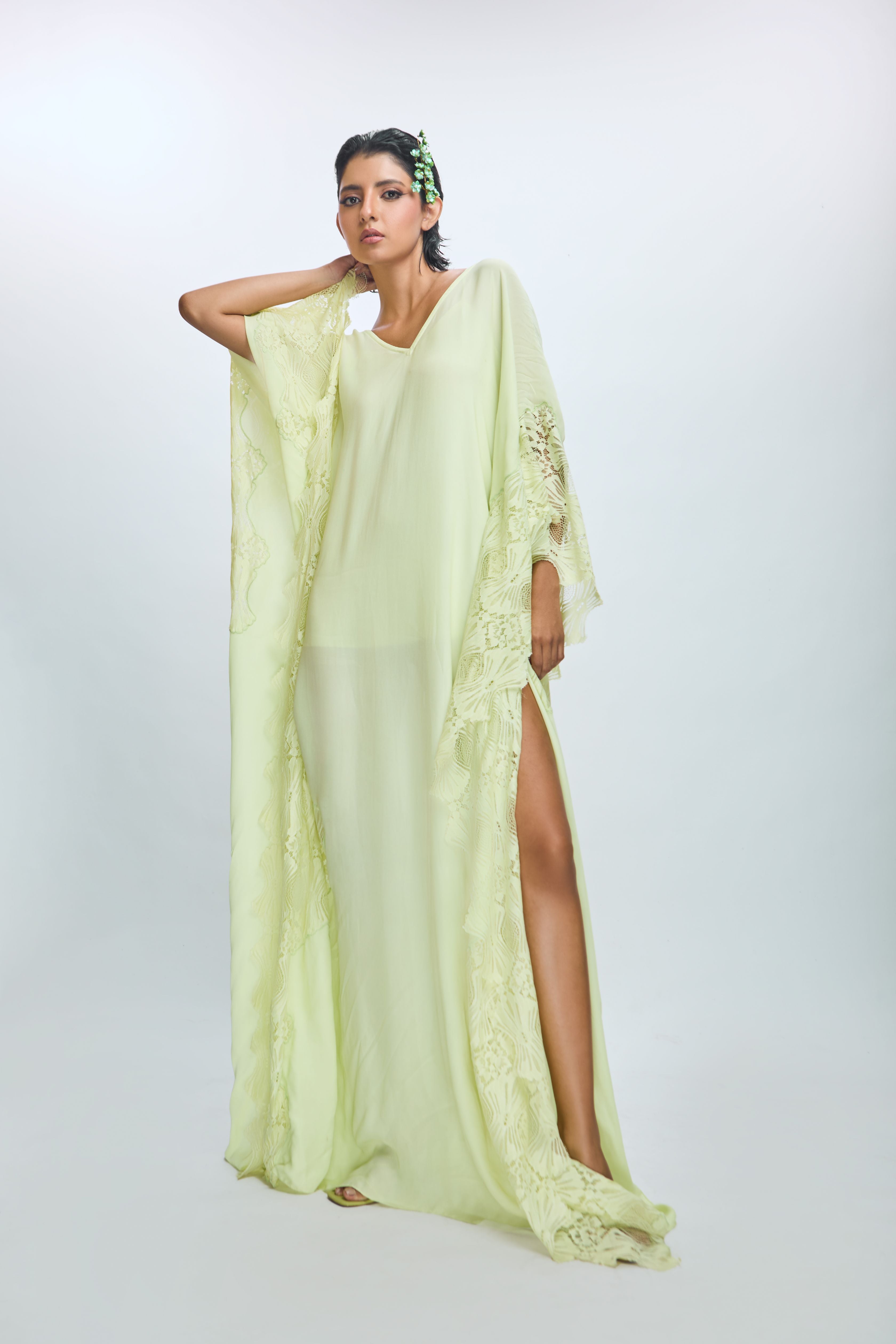 Kaftan with Chantilly sleeve detailing