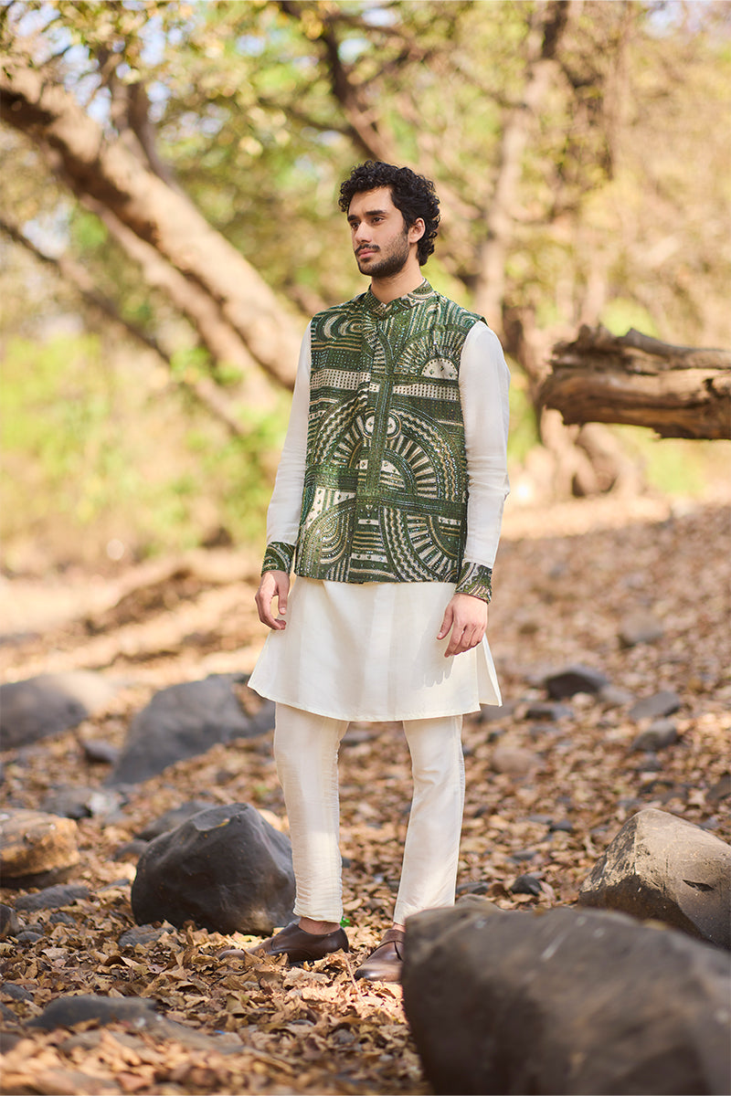 Regal Mystique Bandi Kurta Set