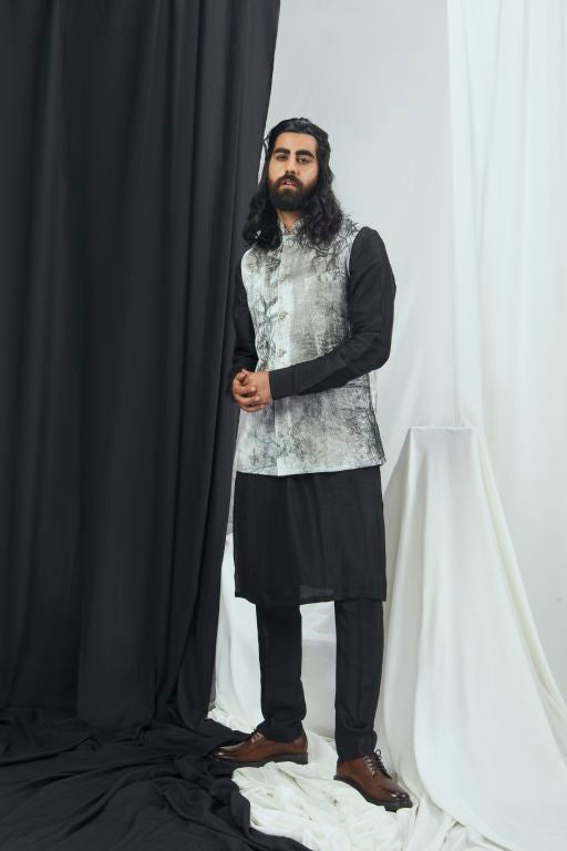 Carbon Nokia Silk Kurta with Pants and Forest Printed Velvet Bandi