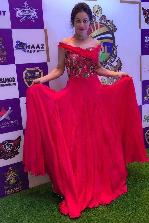 Mreenal Deshraj In Moderate Pink Gown
